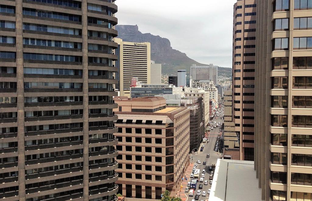 Full Power, Long Stay Rates, Walk To V&A Waterfront, Fibre Wifi, Gym & Pool Cape Town Exterior photo
