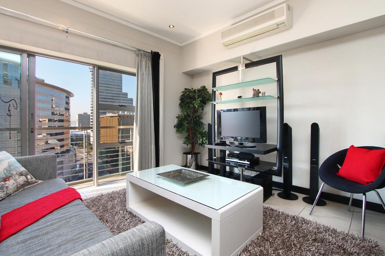 Full Power, Long Stay Rates, Walk To V&A Waterfront, Fibre Wifi, Gym & Pool Cape Town Exterior photo